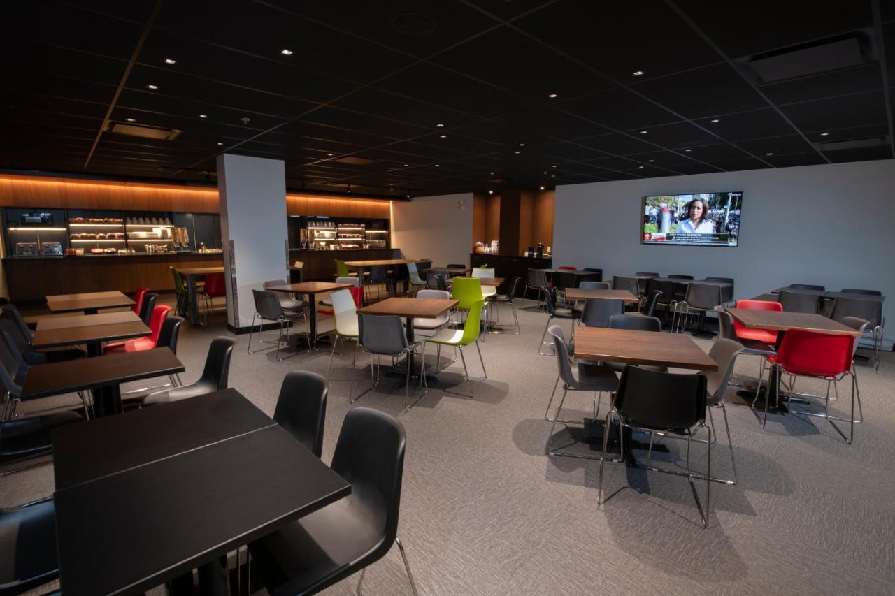 Grand Times Hotel - Aeroport De Quebec Zewnętrze zdjęcie