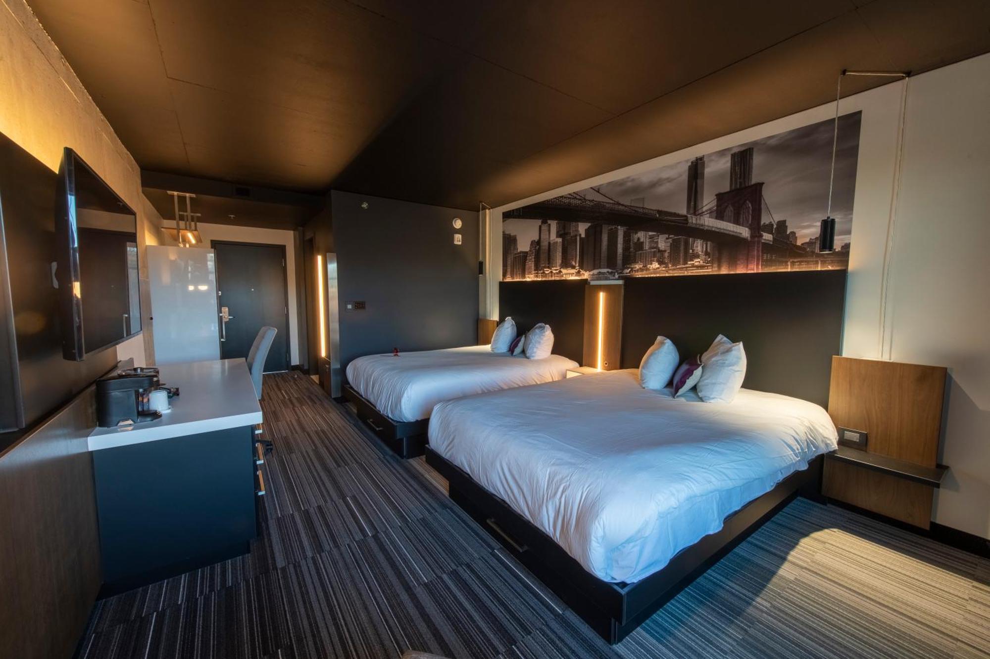 Grand Times Hotel - Aeroport De Quebec Zewnętrze zdjęcie