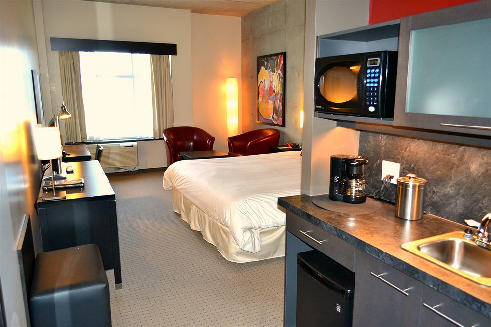Grand Times Hotel - Aeroport De Quebec Zewnętrze zdjęcie