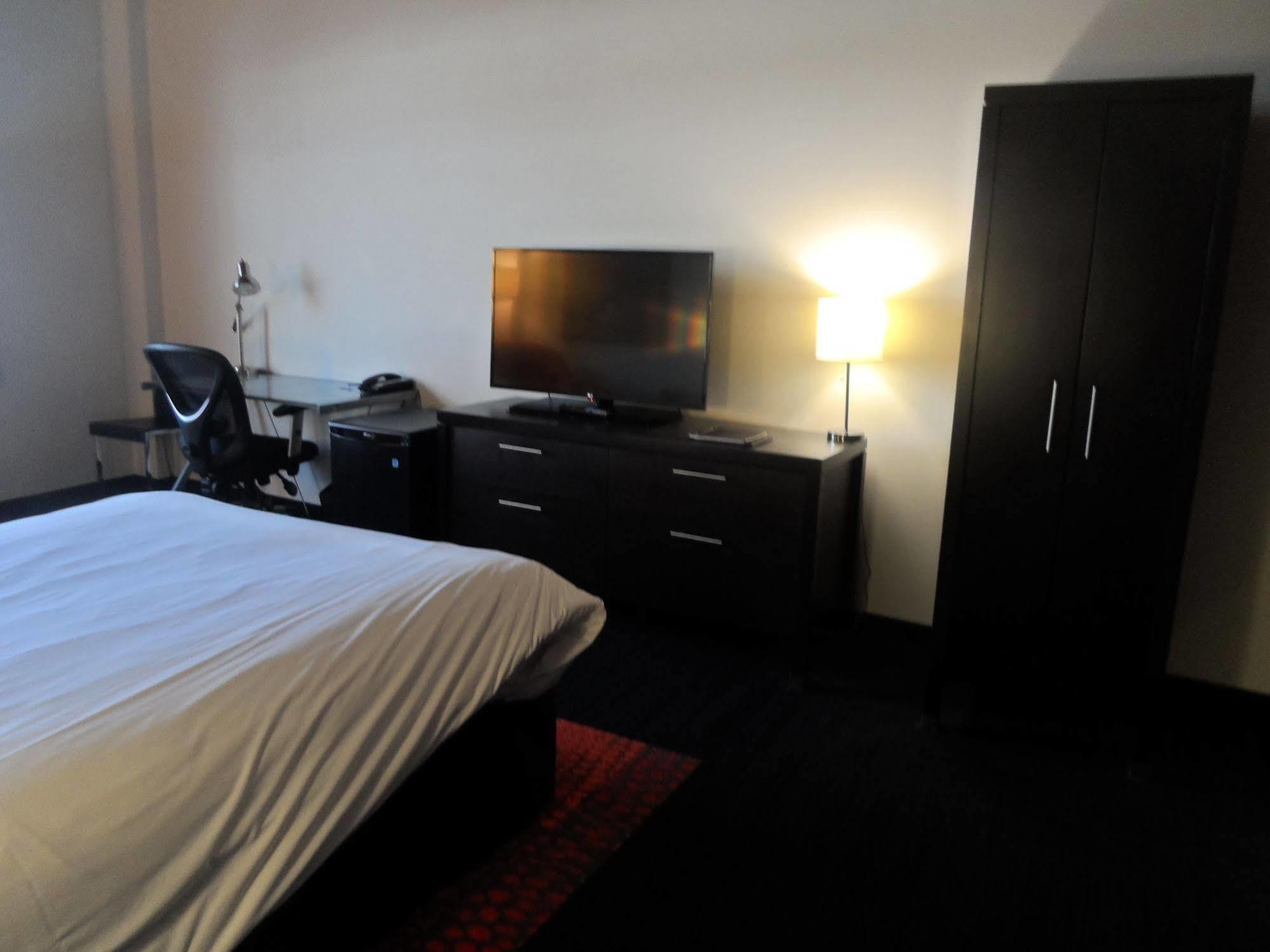 Grand Times Hotel - Aeroport De Quebec Zewnętrze zdjęcie