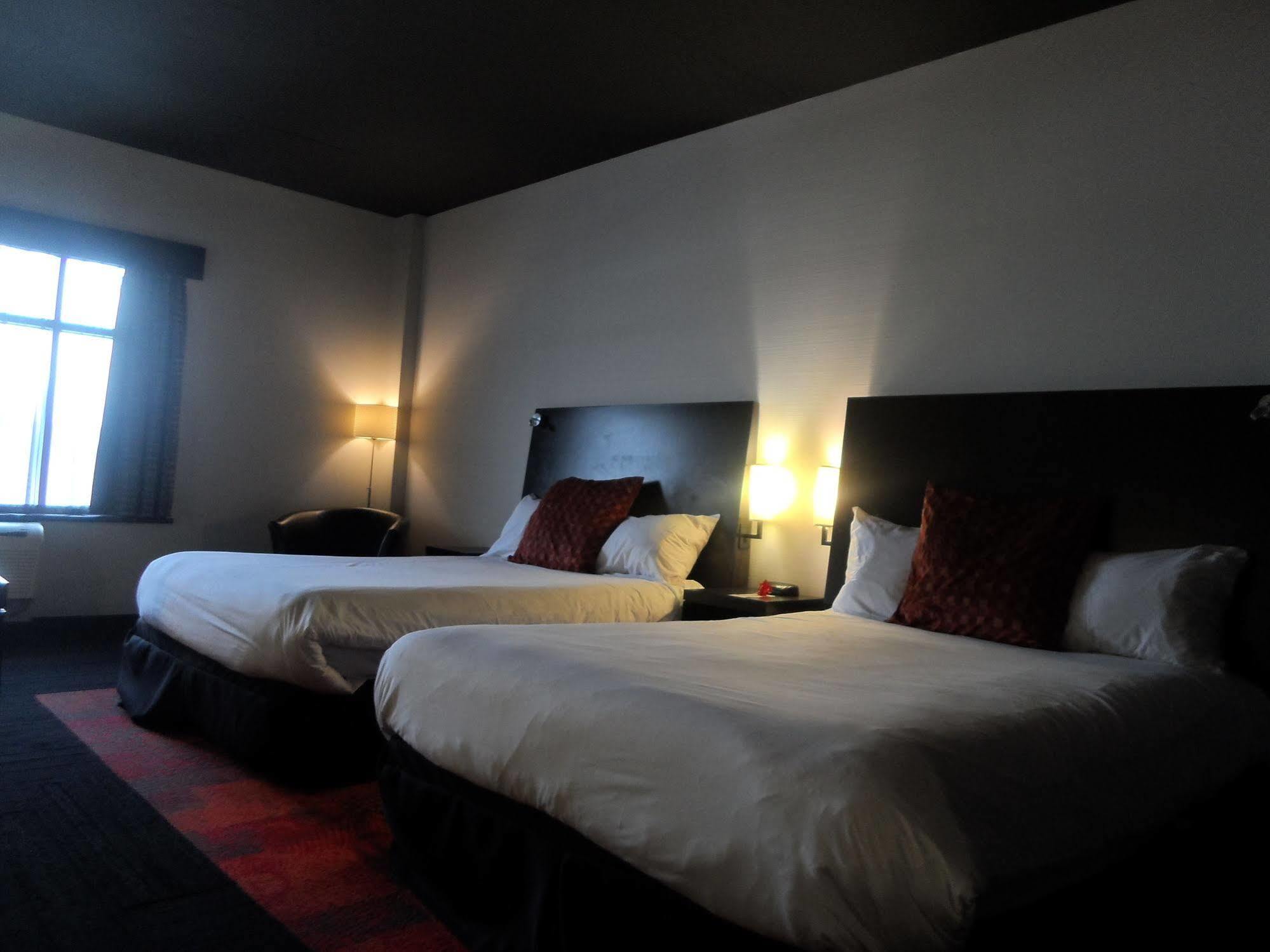 Grand Times Hotel - Aeroport De Quebec Zewnętrze zdjęcie